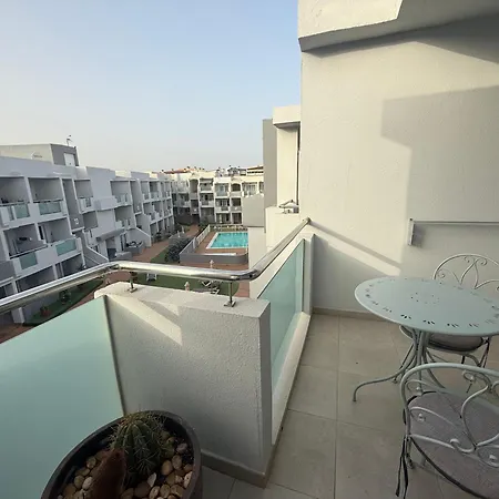 Bajo Estrellas Sun Κοραλέχο